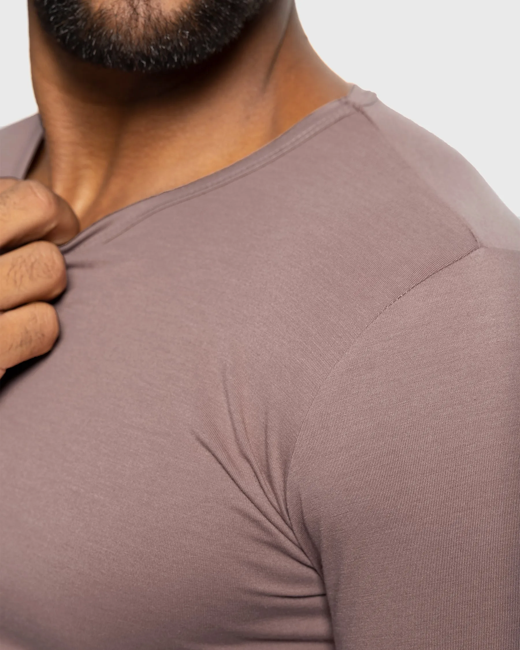 All Day Elite Curve-Hem Tee Stretch Long Sleeve