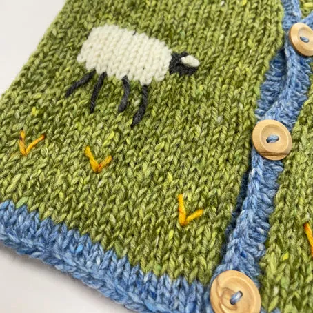 Child's knitted waistcoat - 12