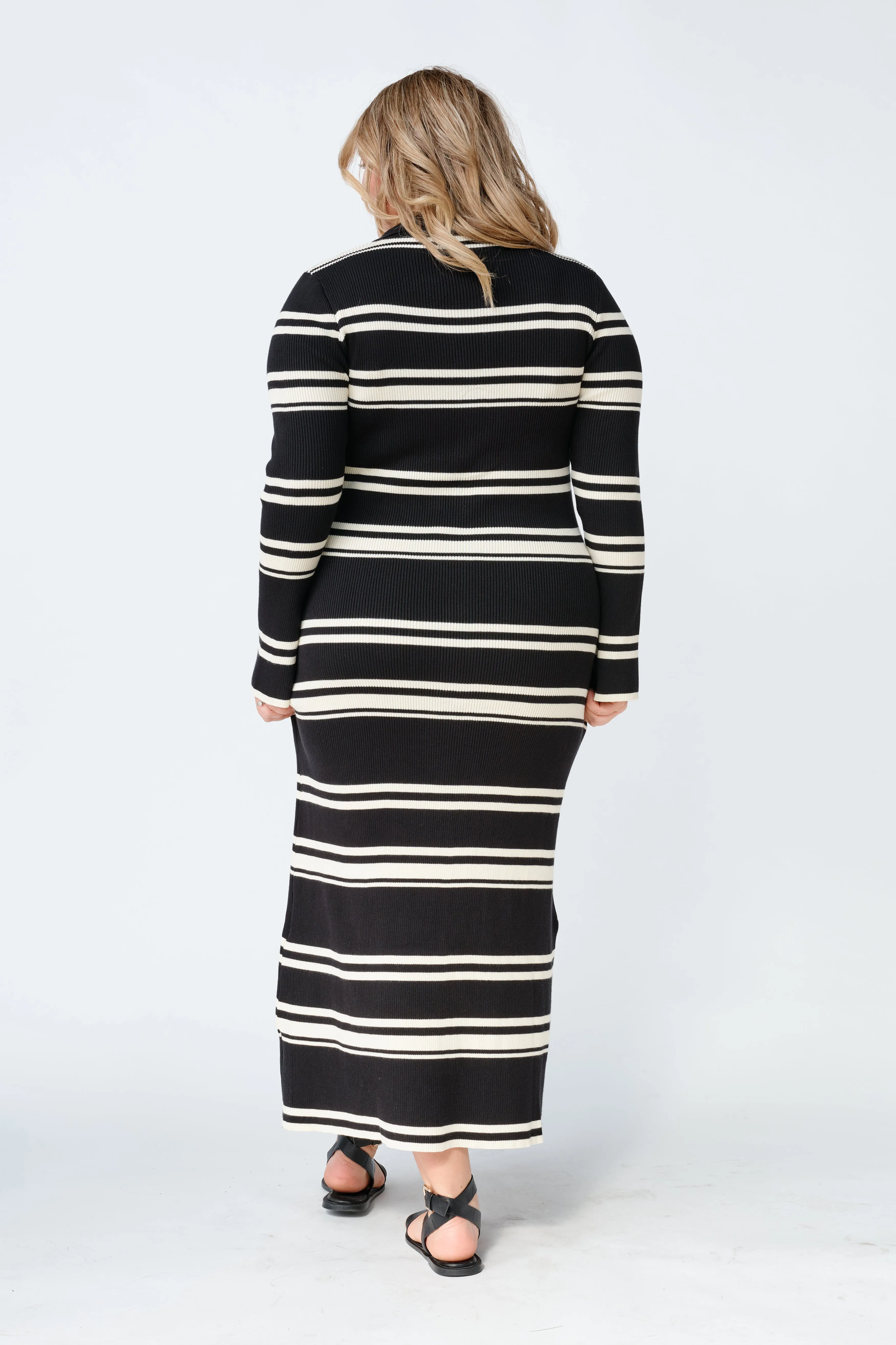 Chilli Snap-Front Knit Midi Dress - Black / Cream