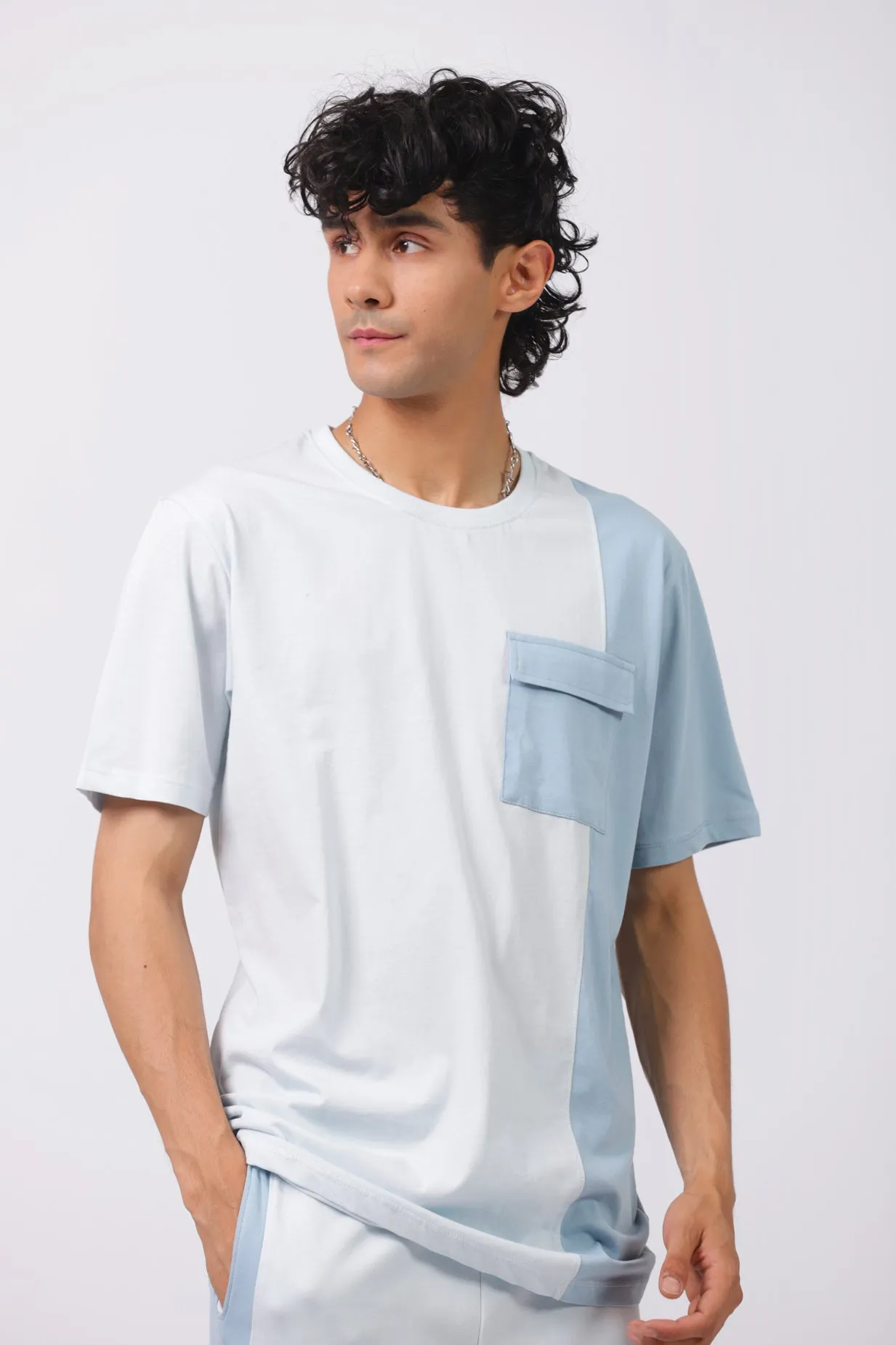 COLOR BLOCKING TEE