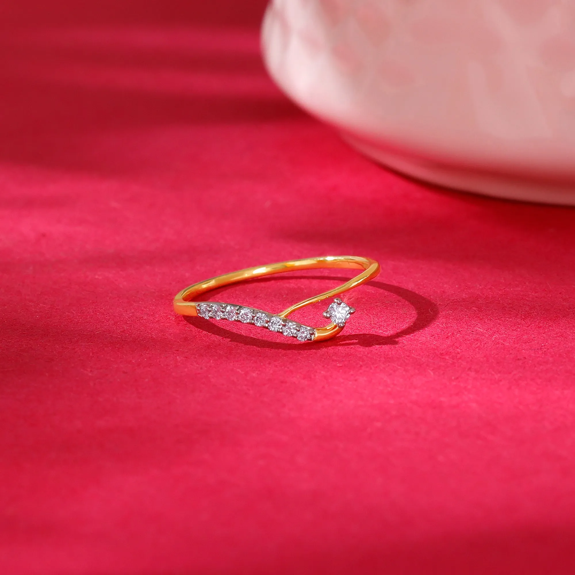 Gold Beckon Diamond Ring