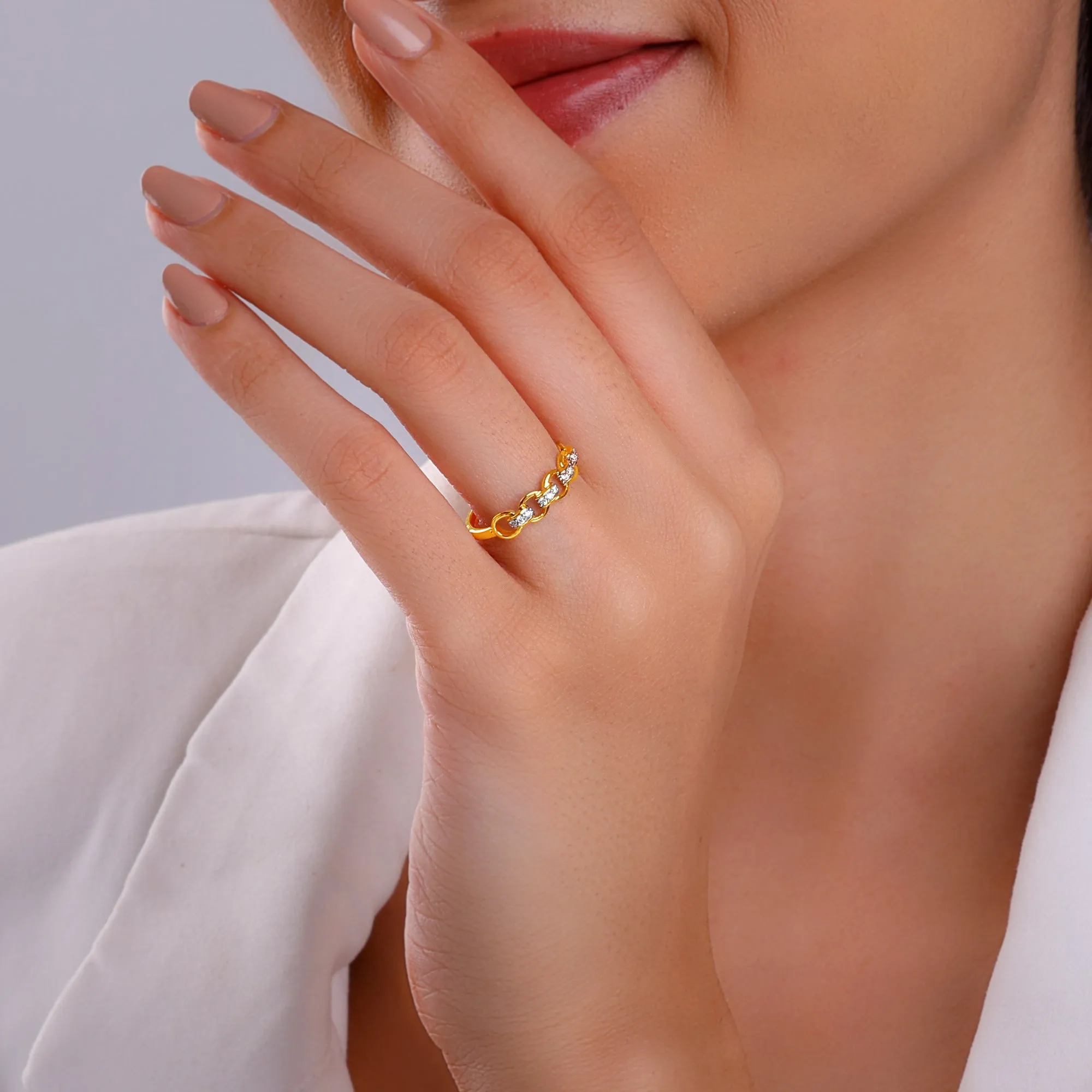 Gold Linked Diamond Ring