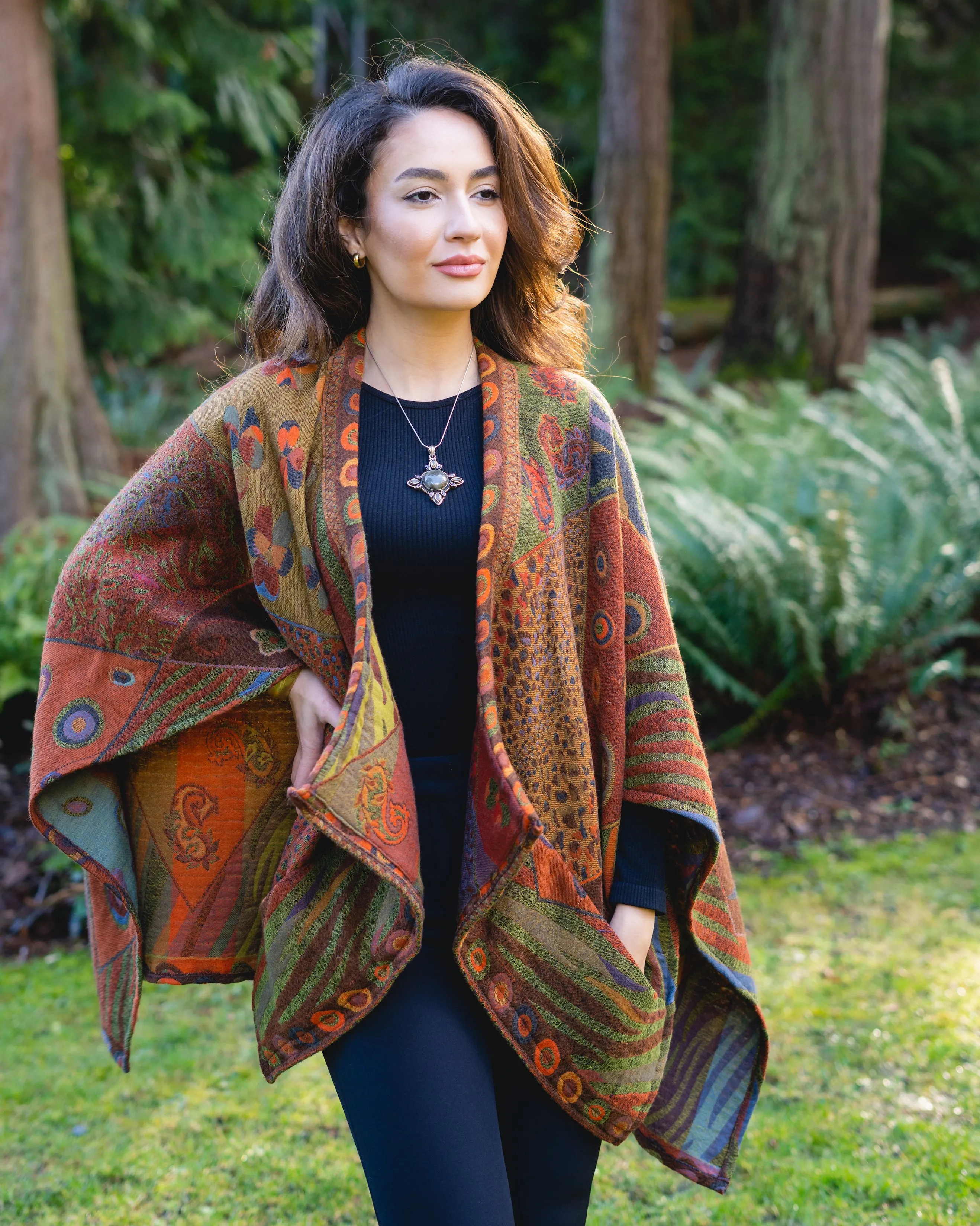 NEW ! In Style Regular Poncho in Reversible Autumn colors   Free Bag