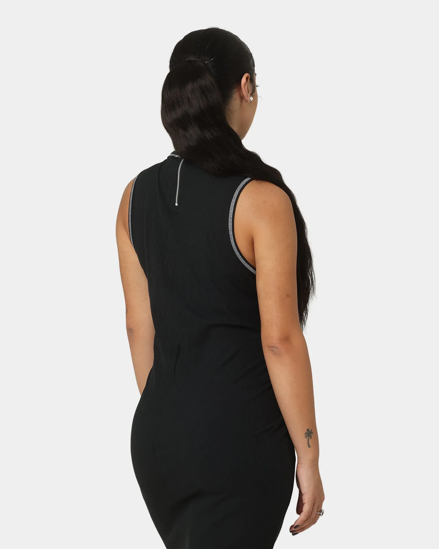 Nike Women's Sportswear Sleeveless Mock-Neck Dress Black/White
